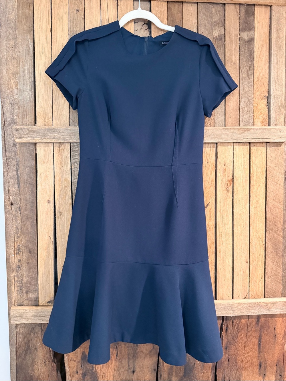 Banana Republic Navy Blue Shift Dress - Simple Crew Neck